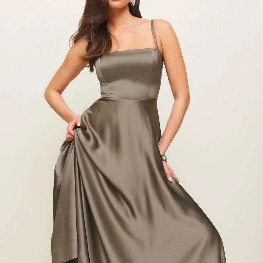 Reformation Gracen Satin Dress Taupe New With Tags - Picture 2 of 10